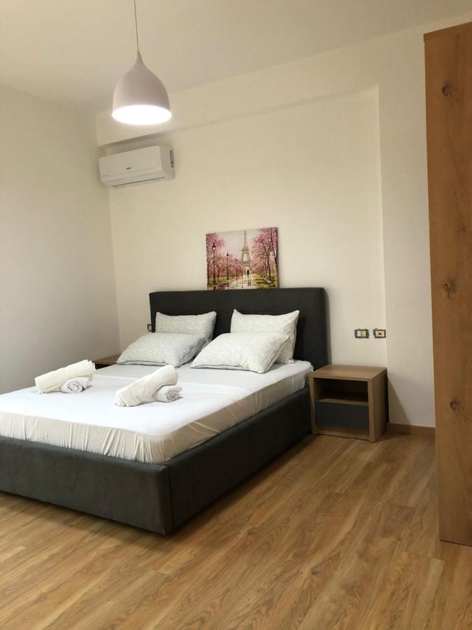 Apartament Lovely Sea View Wlora